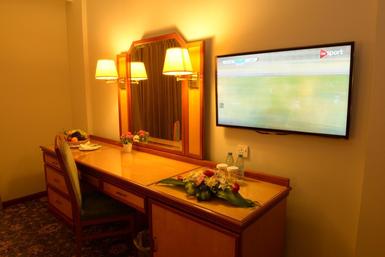 Phoenicia Hotel Манама Екстер'єр фото